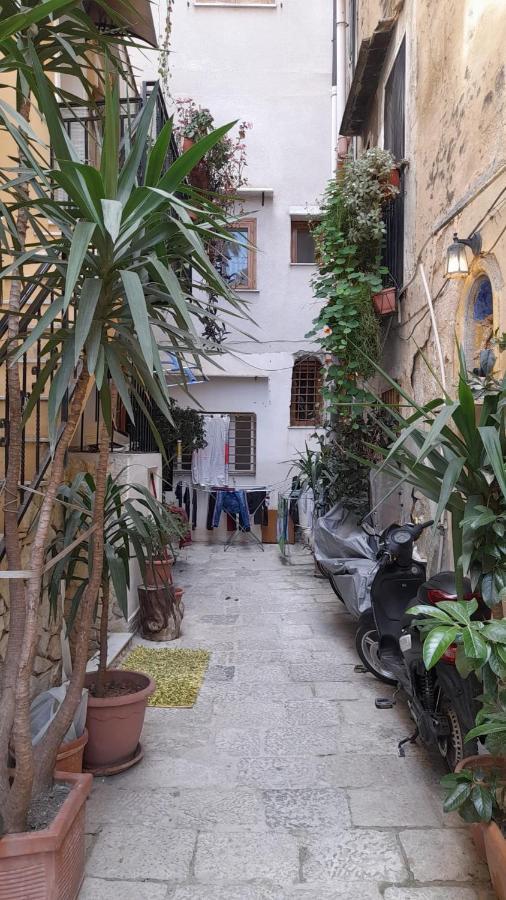 Casa Vacanza Giulia Apartment Palermo Exterior photo